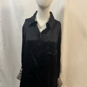 Victoria’s Secret Black satin with cream lace trim romantic top. NWT